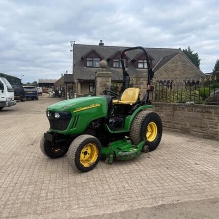 2013 John Deere 2720 27HP 4WD Compact Tractor with a 62” Underslung Deck, designed for versatile farm and landscaping tasks