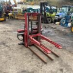 Hydraulic keg clamp removed from 2017 JCB TLT35D Teletruk