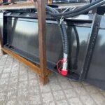 New/Unused 2025 GIYI GY-PG72 72" Skidsteer Bucket Grab - Image 6