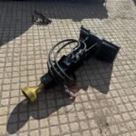 New/Unused 2025 GIYI Mini Skidsteer Hydraulic Post Knocker - Image 6