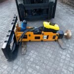 New/Unused GIYI Skidsteer Hydraulic Rock Breaker/Post Knocker - Image 2