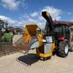 Schliesing 220ZX PTO driven wood chipper with 3-point linkage