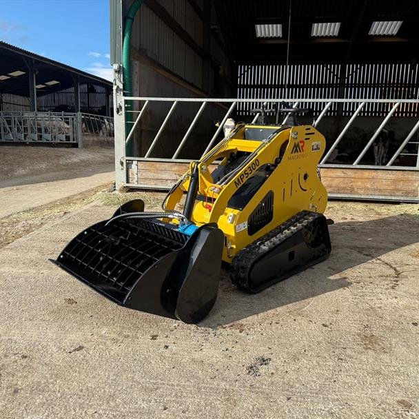 Captok hydraulic mixing bucket with 32 inch working width