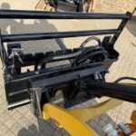 New/Unused 2025 GIYI Mini Skidsteer Side Shift Pallet Forks And Frame - Image 6