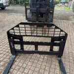 New/Unused GIYI Skidsteer Pallet Forks And Frame - Image 4