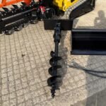 New/Unused Mini Skidsteer Hydraulic Posthole Borer And Auger - Image 2