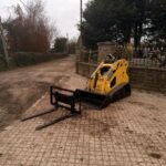New/Unused Mini Skidsteer Pallet Forks And Fame - Image 2