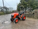 2017 KUBOTA B2650-HST 26HP 4WD COMPACT TRACTOR - Image 2