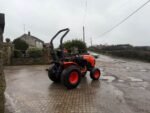 2017 KUBOTA B2650-HST 26HP 4WD COMPACT TRACTOR - Image 4