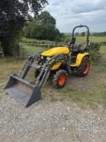 72 REG. AVENGER 26 26HP 4WD COMPACT TRACTOR