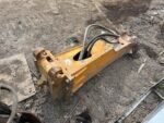 HAMMER HYDRAULIC ROCK BREAKER
