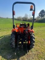 KUBOTA ST30 30HP 4WD COMPACT TRACTOR - Image 2