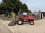 MASSEY FERGUSON 1230 27HP 4WD COMPACT TRACTOR WITH TRANSPORT BOX - Image 2
