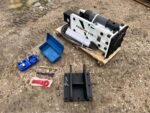 NEW/UNUSED ESSENTIAL EB30 HYDRAULIC ROCK BREAKER WITH HEADSTOCK - Image 4