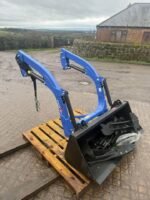 NEW/UNUSED ISEKI MX C1 TRACTOR LOADER AND BUCKET - Image 4