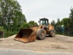 CASE 821B LOADING SHOVEL WITH BUCKET - Image 4