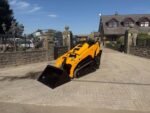 NEW/UNUSED 2026 SDLOOL V1000 DIESEL STAND ON TRACKED SKIDSTEER LOADER