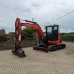 2014 KUBOTA U55-4 MIDI EXCAVATOR WITH FULL CAB, AIR CON, HYD QUICK HITCH, X1 BUCKET ETC