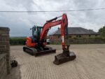 2014 KUBOTA U55-4 MIDI EXCAVATOR WITH FULL CAB, AIR CON, HYD QUICK HITCH, X1 BUCKET ETC - Image 3
