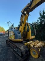 NEW HOLLAND E135SR TRACKED EXCAVATOR WITH FULL CAB, RAILWAY GEAR, 3 PIECE BOOM, HYD QUICK HITCH ETC. - Image 2